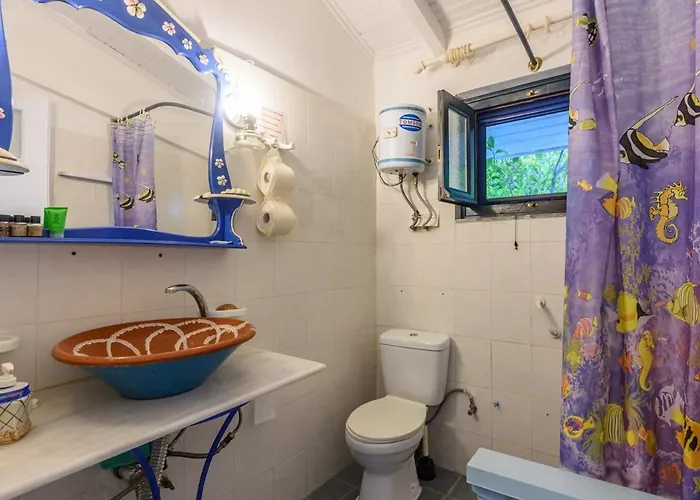 The Blue House Seaside Retreat - Fully Equipped 別荘