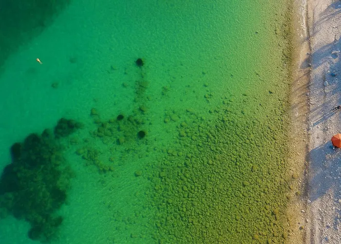 The Blue House Seaside Retreat - Fully Equipped Chrani